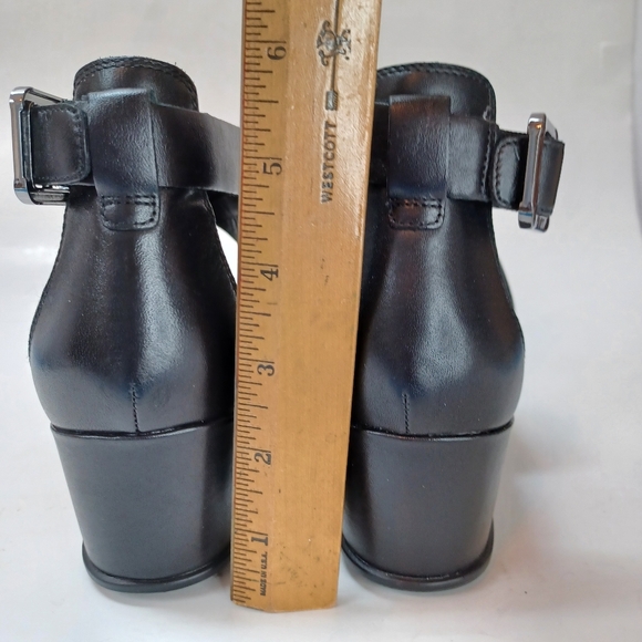 Ecco Wedge Sandals Black Leather Open Toe Ankle Strap Heels Shape 35 Womens 8 - Picture 11 of 16
